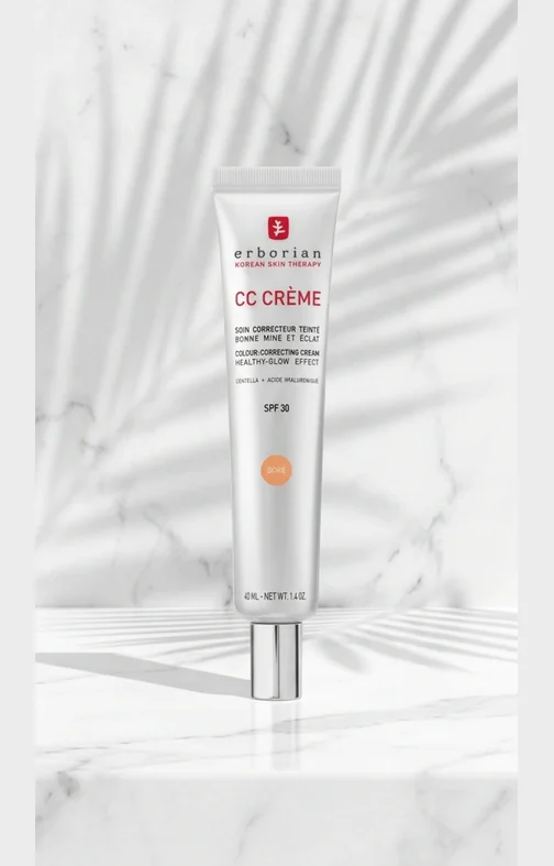 Tub de CC Cream d'Erborian, crema amb color d'acabat lluminós i cobertura lleugera